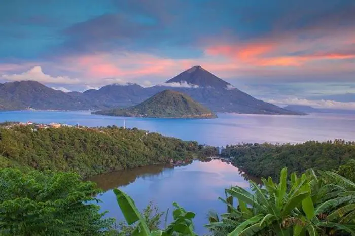 6 Tempat Wisata di Ternate yang Paling Indah